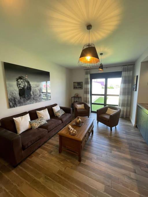 Deluxe Con Terraza De 70m2 Y Garaje Appartement Albacete