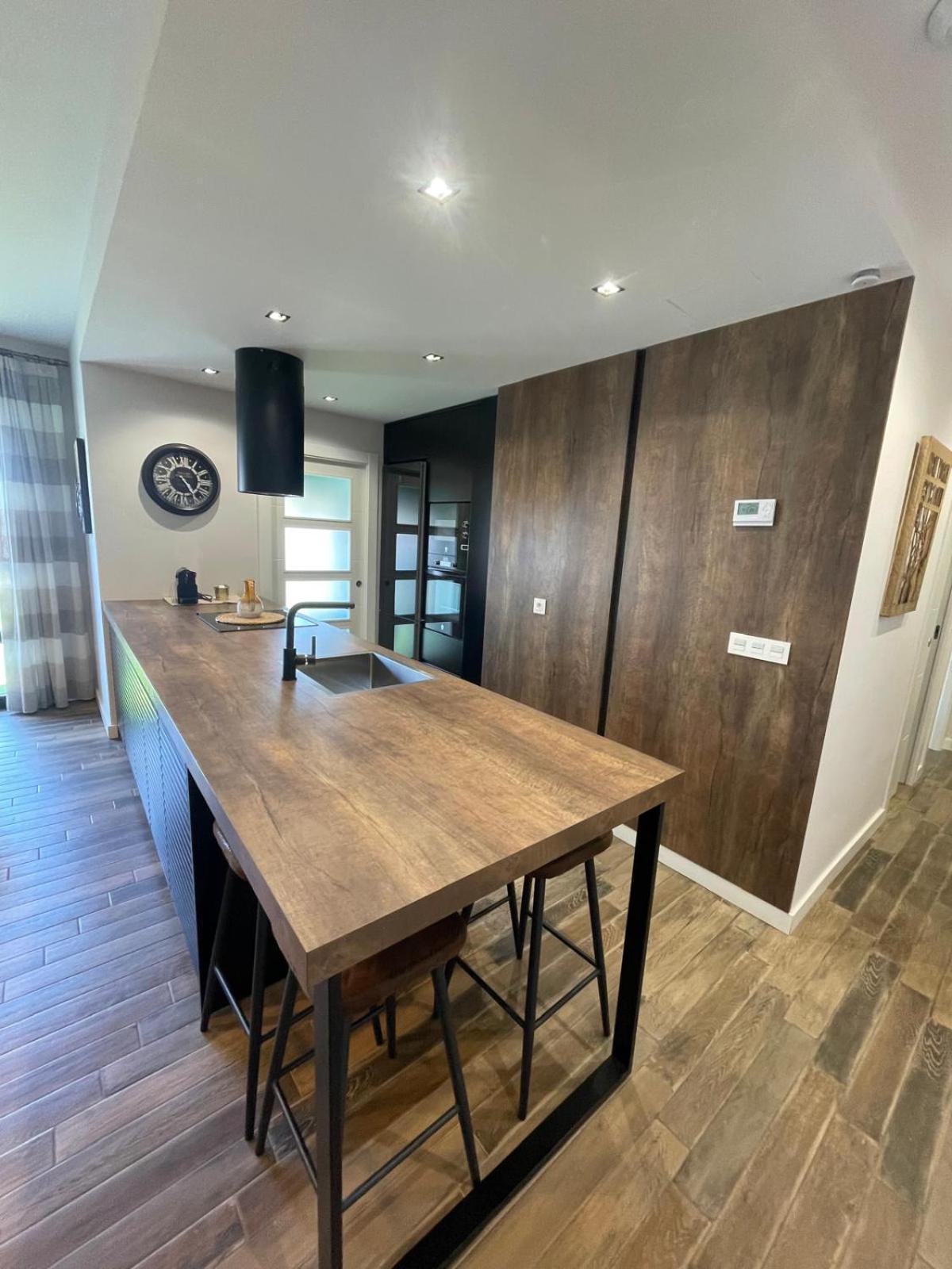 Deluxe Con Terraza De 70m2 Y Garaje * Albacete